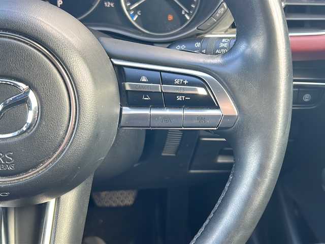 マツダ マツダ３ファストバック XD バーガンディセレクション 山形県 2019(令1)年 8.7万km ポリメタルグレーM 禁煙車/4WD/衝突軽減ブレーキシステム/BOSEサウンド/クルーズコントロール/レーンキープアシスト/横滑り防止装置/オートマチックハイビーム/前後コーナーセンサー/前後ドライブレコーダー/全方位カメラ/純正ナビ/（Bluetooth/フルセグ/AM/FM/USB)/ヘッドアップディスプレイ/電動パーキング/ステアリングスイッチ/ステアリングヒーター/パドルシフト/レザーシート/D席パワーシート・シートメモリー/前席シートヒーター/スマートキー/純正エンジンスターター/電動格納ミラー/ドアバイザー/純正アルミホイール