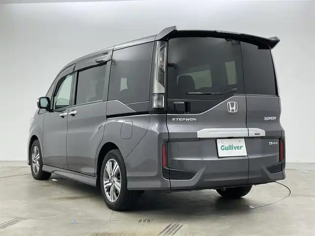 ホンダ ステップワゴン スパーダ eHEV G ホンダS 岡山県 2021(令3)年 4.1万km モダンスティールM 純正９インチナビ　(VXM-217VFNi)/【CD/DVD/USB/SD/フルセグ】/フリップダウンモニター　/両側電動スライド　/レーダークルーズコントロール　/ビルトインＥＴＣ２．０　/ＬＥＤヘッドライト　/バックカメラ　/ドライブレコーダー　/オートハイビーム　/フォグランプ/禁煙車/オートブレーキホールド/純正フロアマット/純正アルミ/アイドリングストップ