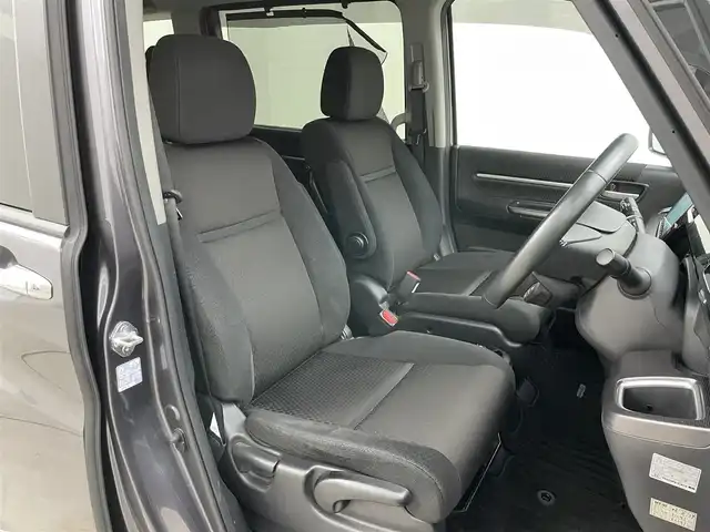 ホンダ ステップワゴン スパーダ eHEV G ホンダS 岡山県 2021(令3)年 4.1万km モダンスティールM 純正９インチナビ　(VXM-217VFNi)/【CD/DVD/USB/SD/フルセグ】/フリップダウンモニター　/両側電動スライド　/レーダークルーズコントロール　/ビルトインＥＴＣ２．０　/ＬＥＤヘッドライト　/バックカメラ　/ドライブレコーダー　/オートハイビーム　/フォグランプ/禁煙車/オートブレーキホールド/純正フロアマット/純正アルミ/アイドリングストップ