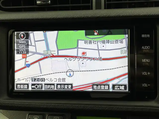 トヨタ アクア S 福岡県 2014(平26)年 7.2万km ブラックマイカ 純正ナビ／ＢＴ／フルセグＴＶ　/バックカメラ　/ＥＴＣ　/プッシュスタート　/スマートキー　/電動格納式ドアミラー　/ＥＣＯモード　/ＥＶモード　/ドアバイザー　/純正１５インチアルミホイール　/社外フロアマット