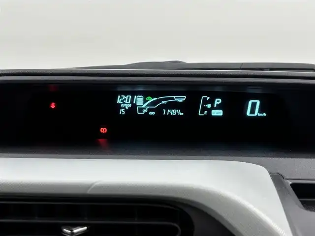 トヨタ アクア S 福岡県 2014(平26)年 7.2万km ブラックマイカ 純正ナビ／ＢＴ／フルセグＴＶ　/バックカメラ　/ＥＴＣ　/プッシュスタート　/スマートキー　/電動格納式ドアミラー　/ＥＣＯモード　/ＥＶモード　/ドアバイザー　/純正１５インチアルミホイール　/社外フロアマット