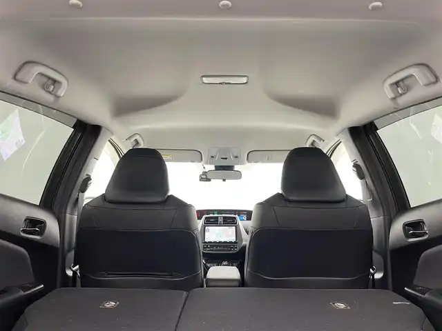 トヨタ プリウス S ツーリングセレ ブラックED 岡山県 2022(令4)年 3.1万km プラチナホワイトパールマイカ 純正9インチナビ/NSZT-Y68T/（CD/DVD/BT/TV/HDMI)/全方位カメラ/モデリスタフルエアロ/レザーシート/シートヒーター/ローダウン/社外前後ドライブレコーダー/LEDヘッドライト/オートライト/ビルトインETC/コーナーセンサー/トヨタセーフティセンス