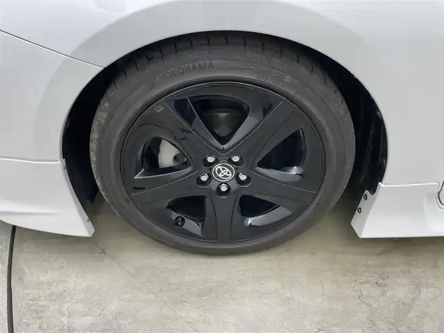 トヨタ プリウス S ツーリングセレ ブラックED 岡山県 2022(令4)年 3.1万km プラチナホワイトパールマイカ 純正9インチナビ/NSZT-Y68T/（CD/DVD/BT/TV/HDMI)/全方位カメラ/モデリスタフルエアロ/レザーシート/シートヒーター/ローダウン/社外前後ドライブレコーダー/LEDヘッドライト/オートライト/ビルトインETC/コーナーセンサー/トヨタセーフティセンス