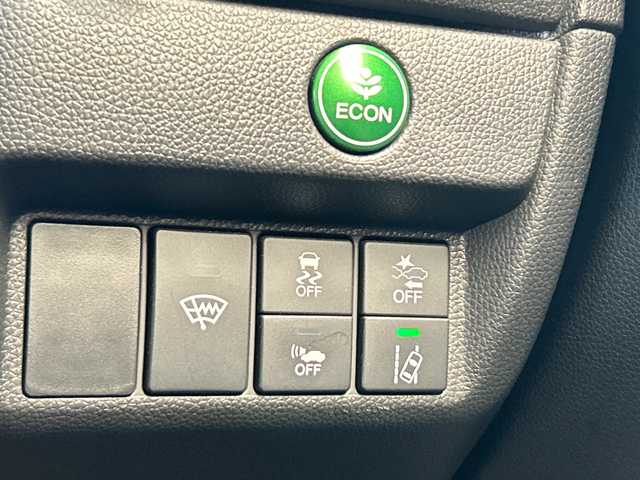 ホンダ フィット ハイブリット L ホンダセンシング 広島県 2019(平31)年 2.7万km モーニングミストブルーM 禁煙車/純正ナビ/（Bluetooth/SD/CD/USB)/バックカメラ/前後ドライブレコーダー/ビルドインETC/レーダークルーズコントロール/オートライト/LEDヘッドライト/フォグランプ/純正フロアマット/ドアバイザー/ハーフレザーシート/チャップアップシート/衝突被害軽減ブレーキ/横滑り防止装置/レーンキープアシスト/スマートキー/電動格納ミラー