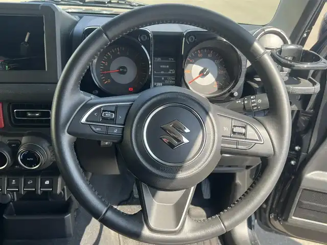 スズキ ジムニー XC 秋田県 2020(令2)年 1.6万km ブルーイッシュブラックパール3 ４WD/スマートキー/前席シートヒーター/社外アルミ/ETC/オートマチックハイビーム/ダウンヒルアシストコントロール/ミラーヒーター/プッシュスタート/ステアリングスイッチ/純正フロアマット/純正ドアバイザー/横滑り防止/盗難防止装置/パワーステアリング/パワーウィンドウ/保証書/取扱説明書/記録簿