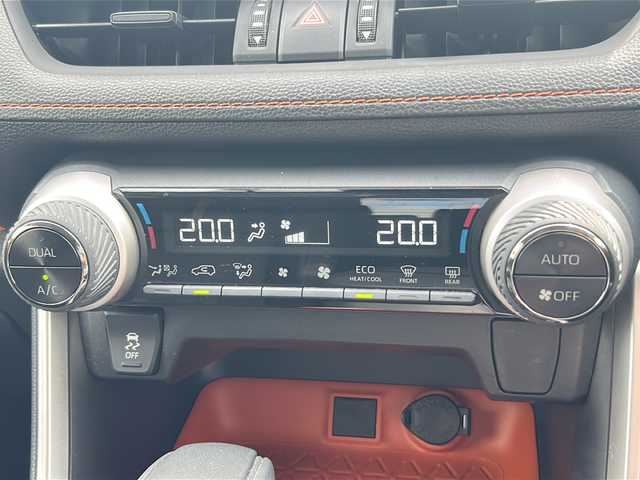 トヨタ ＲＡＶ４ アドベンチャー 福島県 2020(令2)年 2.6万km アーバンカーキ 衝突軽減システム　/純正７型ナビ　/ＡＭ　ＦＭ　ＣＤ　ＤＶＤ　ＢＴ　フルセグ　/レーンキープアシスト　/ブラインドスポットモニター　/コーナーセンサー　/レーダークルーズ　/バックカメラ　/パワーシート　/ドラレコ/LEDヘッドライト/オートハイビーム/フォグランプ/スマートキー×２