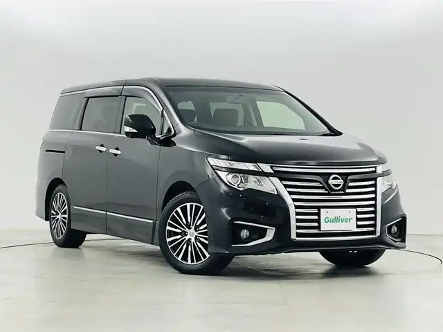 日産 エルグランド 250ハイウェイスターS 福島県 2016(平28)年 5.4万km ファントムブラック 純正メーカーオプションナビ /【AM/FM/DISC/Bluetooth/フルセグ】/アラウンドビューモニター /フリップダウンモニター /ETC　/両側パワースライドドア　/オットマン　/コーナーセンサー/電動リアゲート/プッシュスタート　/・スマートキー　/・スペアキー　/LEDライト　/・オートライト　/・フォグライト/ステアリングスイッチ/・革巻きステアリング/・チルトステアリング/電動格納ミラー/100Vコンセント/フロアマット/純正ドアバイザー/後席サンシェード