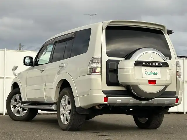 三菱 パジェロ ロング GR 岩手県 2010(平22)年 7.6万km ウォームホワイトパール ４WD/ロックフォードアコースティックデザインプレミアム/純正HDDナビ/　　CD/DVD/BT/フルセグ/バックカメラ/クルーズコントロール/HIDオートライト/純正18インチアルミホイール/背面タイヤ/スマートキー