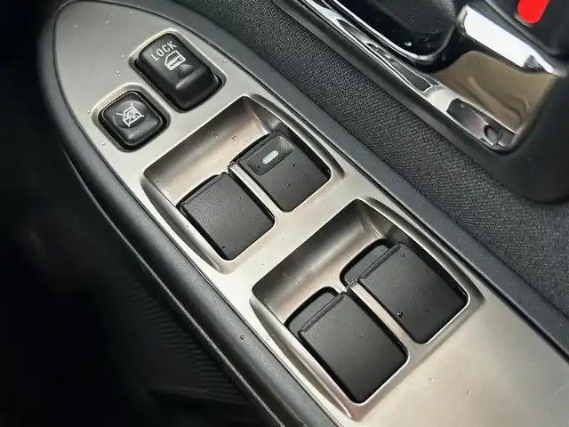 三菱 パジェロ ロング GR 岩手県 2010(平22)年 7.6万km ウォームホワイトパール ４WD/ロックフォードアコースティックデザインプレミアム/純正HDDナビ/　　CD/DVD/BT/フルセグ/バックカメラ/クルーズコントロール/HIDオートライト/純正18インチアルミホイール/背面タイヤ/スマートキー