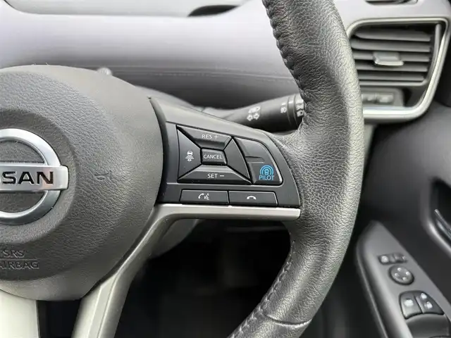 日産 セレナ e－パワー ハイウェイスター V 福岡県 2020(令2)年 1.9万km ダークメタルグレー 純正10型SDナビ(フルセグTV/CD/DVD/BT)アラウンドビューモニターフリップダウンモニタープロパイロットエマージェンシーブレーキコーナーセンサーBSM両側パワスラデジタルインナーミラードラレコETCオートホールドUSBポート純正LEDヘッドライトスマートキープッシュスタート/サマータイヤ純正AW積み込み