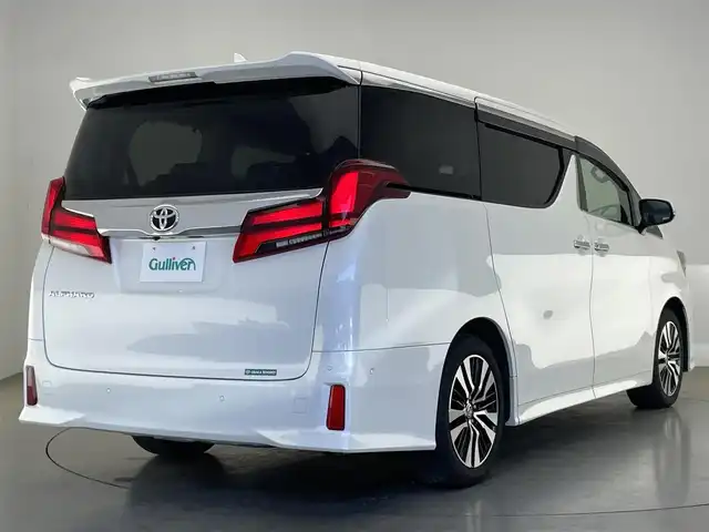 トヨタ アルファード S Cパッケージ 愛知県 2022(令4)年 3.8万km ホワイトパールクリスタルシャイン メーカーナビ　フルセグＴメーカーナビ　フルセグＴＶ　ツインムーンルーフ　後席モニター　ＪＢＬサウンド　パーキングアシスト　全方位カメラ　デジタルインナーミラー　ＡＣ１００Ｖ　衝突軽減　追従クルコン　黒革　USB　シートヒーター　エアシート　ハンドルヒーター　ＢＳＭ　両側パワスラ　トヨタセーフティセンス　三眼ＬＥＤオートライト　フォグランプ　コーナーセンサー　オットマン　前後ドラレコ　禁煙車