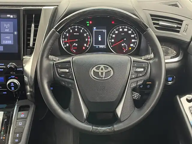 トヨタ アルファード S Cパッケージ 愛知県 2022(令4)年 3.8万km ホワイトパールクリスタルシャイン メーカーナビ　フルセグＴメーカーナビ　フルセグＴＶ　ツインムーンルーフ　後席モニター　ＪＢＬサウンド　パーキングアシスト　全方位カメラ　デジタルインナーミラー　ＡＣ１００Ｖ　衝突軽減　追従クルコン　黒革　USB　シートヒーター　エアシート　ハンドルヒーター　ＢＳＭ　両側パワスラ　トヨタセーフティセンス　三眼ＬＥＤオートライト　フォグランプ　コーナーセンサー　オットマン　前後ドラレコ　禁煙車