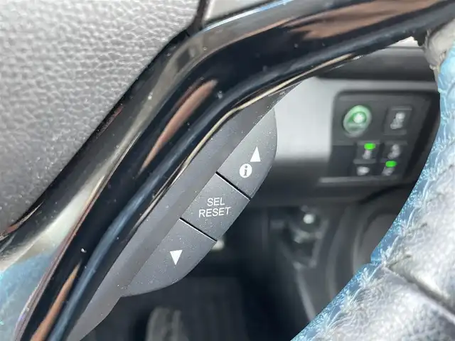 ホンダ ヴェゼル ハイブリッド X ホンダセンシング 神奈川県 2020(令2)年 3万km プラチナホワイトパール 純正メモリナビ/CD/DVD/FM/AM/Bluetooth/フルセグ/バックカメラ/ホンダセンシング/フェンダーポール/クルーズコントロール/衝突被害軽減システム/レーンキープアシススト/ステアリングスイッチ/オートラート/フォグ/ウィンカーミラー/ドアバイザー/フロアマット/プッシュスタート/スマートキー/ETC