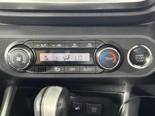 トヨタ ライズ Z 佐賀県 2020(令2)年 1.4万km シャイニングホワイトパール 社外９インチナビ【CN-F1XVD】/フルセグTV/CD/DVD/SD/AM/FM/モデリスタエアロ＜F/S/R＞/衝突被害軽減システム/コーナーセンサー/バックカメラ/ドライブレコーダー【CRV-830】/追従型クルーズコントロール/レーンアシスト/ハンズフリー/運転席・助手席シートヒーター/ＬＥＤライト/リアフォグランプ/純正アルミホイール/純正フロアマット