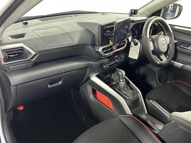 トヨタ ライズ Z 佐賀県 2020(令2)年 1.4万km シャイニングホワイトパール 社外９インチナビ【CN-F1XVD】/フルセグTV/CD/DVD/SD/AM/FM/モデリスタエアロ＜F/S/R＞/衝突被害軽減システム/コーナーセンサー/バックカメラ/ドライブレコーダー【CRV-830】/追従型クルーズコントロール/レーンアシスト/ハンズフリー/運転席・助手席シートヒーター/ＬＥＤライト/リアフォグランプ/純正アルミホイール/純正フロアマット