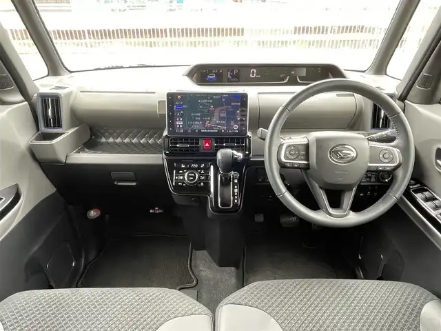ダイハツ タント カスタム RS セレクション 群馬県 2020(令2)年 2.4万km ブライトシルバーメタリック 純正SDナビ/　AM/FM/BT/DISC/i pod/SD/バックカメラ/スマートアシスト/衝突軽減ブレーキ/レーンキープアシスト/横滑り防止機能/両側パワースライドドア/クルーズコントロール/ドライブレコーダー/ETC/前席シートヒーター/ステアリングスイッチ/LEDヘッドライト/LEDフォグライト/純正フロアマット/ドアバイザー/ハーフレザーシート/取扱説明書/保証書/スペアキー