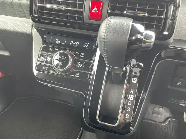 ダイハツ タント カスタム RS セレクション 群馬県 2020(令2)年 2.4万km ブライトシルバーメタリック 純正SDナビ/　AM/FM/BT/DISC/i pod/SD/バックカメラ/スマートアシスト/衝突軽減ブレーキ/レーンキープアシスト/横滑り防止機能/両側パワースライドドア/クルーズコントロール/ドライブレコーダー/ETC/前席シートヒーター/ステアリングスイッチ/LEDヘッドライト/LEDフォグライト/純正フロアマット/ドアバイザー/ハーフレザーシート/取扱説明書/保証書/スペアキー