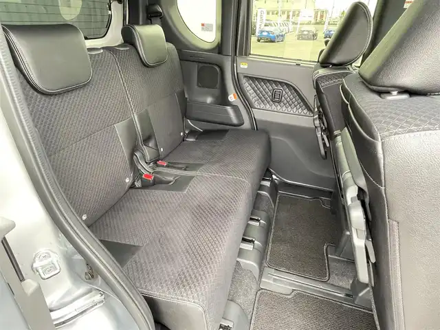 ダイハツ タント カスタム RS セレクション 群馬県 2020(令2)年 2.4万km ブライトシルバーメタリック 純正SDナビ/　AM/FM/BT/DISC/i pod/SD/バックカメラ/スマートアシスト/衝突軽減ブレーキ/レーンキープアシスト/横滑り防止機能/両側パワースライドドア/クルーズコントロール/ドライブレコーダー/ETC/前席シートヒーター/ステアリングスイッチ/LEDヘッドライト/LEDフォグライト/純正フロアマット/ドアバイザー/ハーフレザーシート/取扱説明書/保証書/スペアキー