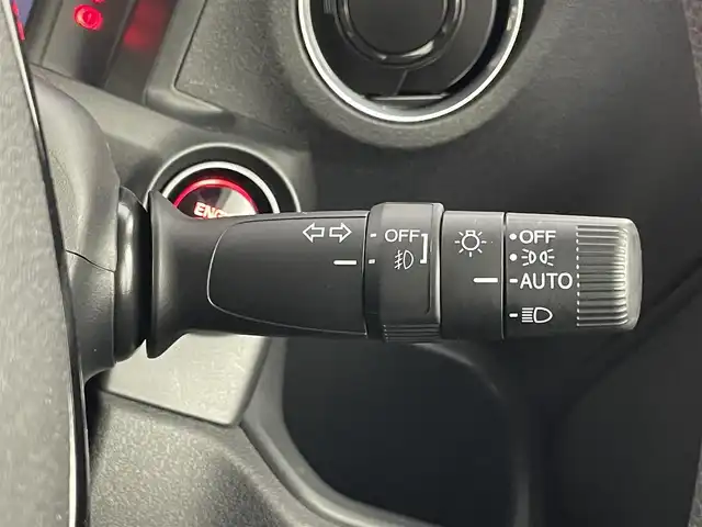 ホンダ Ｎ ＢＯＸ カスタム 埼玉県 2024(令6)年 0.2万km ミッドナイトブルービームM 純正９インチナビ　バックカメラ　ビルトインＥＴＣ　ホンダセンシング 　両側パワースライドドア　アダクティブクルーズコントロール　車内Ｗｉ－ｆｉ　純正アルミホイール　ＬＥＤライト　ＴＶ