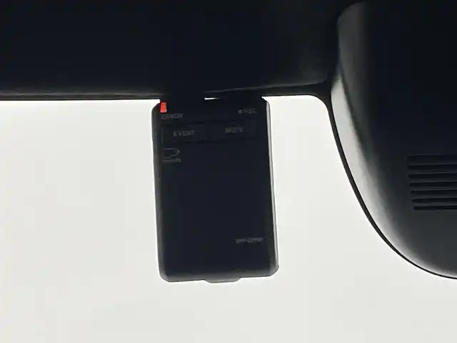 ホンダ Ｎ ＢＯＸ カスタム 埼玉県 2024(令6)年 0.2万km ミッドナイトブルービームM 純正９インチナビ　バックカメラ　ビルトインＥＴＣ　ホンダセンシング 　両側パワースライドドア　アダクティブクルーズコントロール　車内Ｗｉ－ｆｉ　純正アルミホイール　ＬＥＤライト　ＴＶ