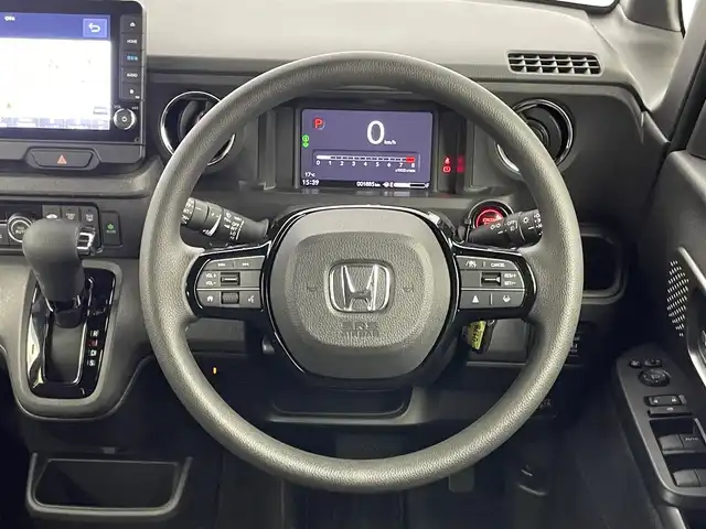 ホンダ Ｎ ＢＯＸ カスタム 埼玉県 2024(令6)年 0.2万km ミッドナイトブルービームM 純正９インチナビ　バックカメラ　ビルトインＥＴＣ　ホンダセンシング 　両側パワースライドドア　アダクティブクルーズコントロール　車内Ｗｉ－ｆｉ　純正アルミホイール　ＬＥＤライト　ＴＶ