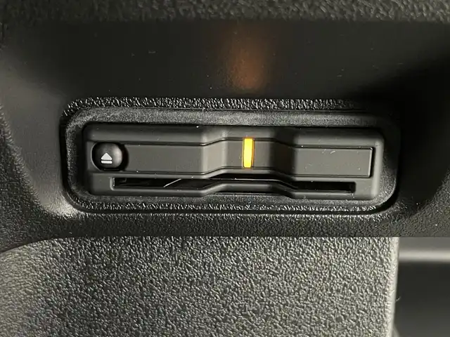 ホンダ Ｎ ＢＯＸ カスタム 埼玉県 2024(令6)年 0.2万km ミッドナイトブルービームM 純正９インチナビ　バックカメラ　ビルトインＥＴＣ　ホンダセンシング 　両側パワースライドドア　アダクティブクルーズコントロール　車内Ｗｉ－ｆｉ　純正アルミホイール　ＬＥＤライト　ＴＶ