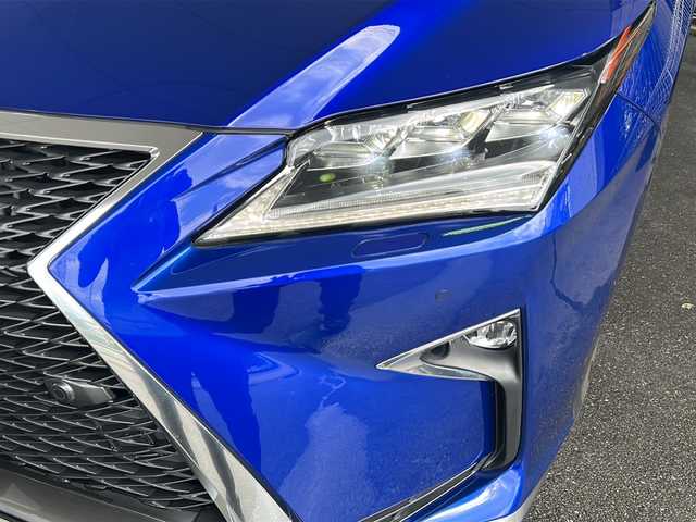 レクサス ＲＸ 200t Fスポーツ 京都府 2017(平29)年 8.4万km ヒートブルーコントラストレイヤリング 純正ナビ　/ＶＳＣ　/ＢＳＭ　/EBD/クリアランスソナー/プリクラッシュ　/衝突被害軽減システム/横滑り防止装置/盗難防止装置/レーンキープアシスト/フルセグテレビ　/赤レザーシート　/禁煙車　/全方位カメラ　/前後コーナーセンサー　/ビルトインＥＴＣ２．０　/電動リアゲート　/ＬＥＤヘッドライト/フォグライト/オートマチックハイビーム/オートライト/パワーシート/パドルシフト　/クルコン/ウィンカーミラー/電格ミラー/スタットレスタイヤ/ミュージックプレイヤー接続/クリアランスソナー/ウィンカーミラー/アイドリングストップ/プッシュスタート