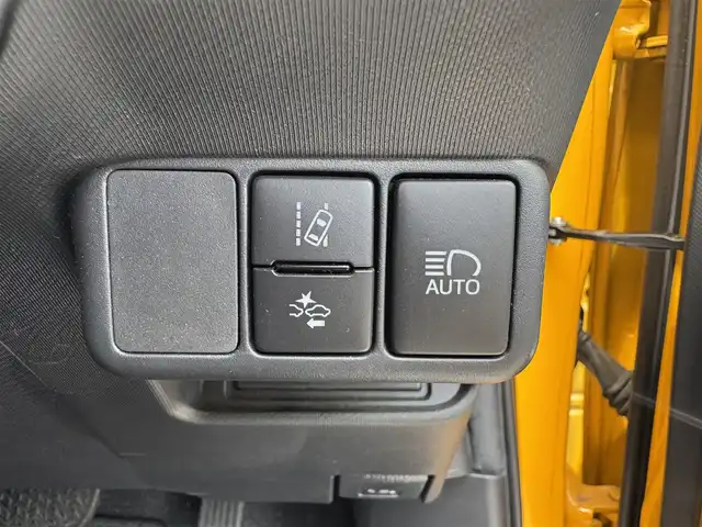 トヨタ アクア G GRスポーツ 三重県 2018(平30)年 5.7万km イエロー トヨタセーフティセンスC/ビューティパッケージ/・前席シートヒーター/ナノイー/純正9インチメモリナビ・地デジTV/・DVD/CD/・Bluetooth/ハーフレザーシート/クルーズコントロール/レーンディパーチャーアラート/純正G’s17インチアルミホイール/純正エアロバンパー/LEDヘッドランプ/・オートライト/オートマチックハイビーム/LEDフォグランプ/プッシュエンジンスタート/スマートキー