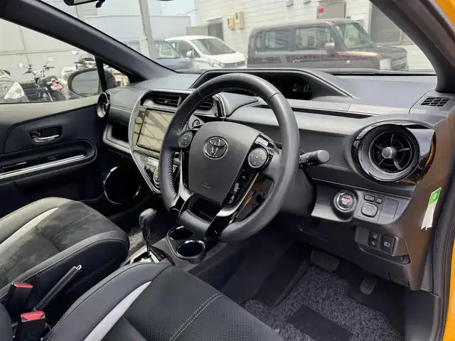 トヨタ アクア G GRスポーツ 三重県 2018(平30)年 5.7万km イエロー トヨタセーフティセンスC/ビューティパッケージ/・前席シートヒーター/ナノイー/純正9インチメモリナビ・地デジTV/・DVD/CD/・Bluetooth/ハーフレザーシート/クルーズコントロール/レーンディパーチャーアラート/純正G’s17インチアルミホイール/純正エアロバンパー/LEDヘッドランプ/・オートライト/オートマチックハイビーム/LEDフォグランプ/プッシュエンジンスタート/スマートキー