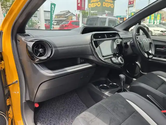 トヨタ アクア G GRスポーツ 三重県 2018(平30)年 5.7万km イエロー トヨタセーフティセンスC/ビューティパッケージ/・前席シートヒーター/ナノイー/純正9インチメモリナビ・地デジTV/・DVD/CD/・Bluetooth/ハーフレザーシート/クルーズコントロール/レーンディパーチャーアラート/純正G’s17インチアルミホイール/純正エアロバンパー/LEDヘッドランプ/・オートライト/オートマチックハイビーム/LEDフォグランプ/プッシュエンジンスタート/スマートキー