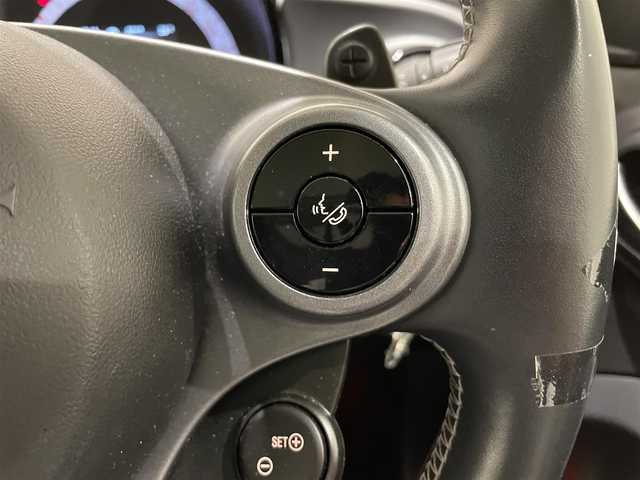 スマート ＭＣＣ スマート フォーフォー BRABUSスポーツ 熊本県 2019(令1)年 3.1万km 青Ⅱ ・キーレス/・ガラスルーフ/・衝突軽減ブレーキ/・レーンキープアシスト/・パーキングセンサー/・クルーズコントロール/・黒革シート/・前席シートヒーター /・社外メモリナビ/　【DVD・Bluetooth・SD・USB】/・フルセグTV/・バックカメラ/・ETC/・LEDフォグランプ/・純正マット/・保証書/取説