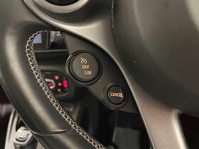 スマート ＭＣＣ スマート フォーフォー BRABUSスポーツ 熊本県 2019(令1)年 3.1万km 青Ⅱ ・キーレス/・ガラスルーフ/・衝突軽減ブレーキ/・レーンキープアシスト/・パーキングセンサー/・クルーズコントロール/・黒革シート/・前席シートヒーター /・社外メモリナビ/　【DVD・Bluetooth・SD・USB】/・フルセグTV/・バックカメラ/・ETC/・LEDフォグランプ/・純正マット/・保証書/取説