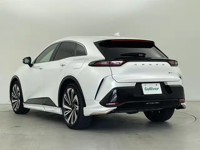 トヨタ クラウン スポーツ Z 群馬県 2024(令6)年 1.5万km プレシャスホワイトパール モデリスタエアロ（フロント/サイド/リアアンダー）/モデリスタ21インチアルミホイール/パノラマルーフ/＝＝＝＝＝/純正12.3インチディスプレイオーデイオPlus/・トヨタプレミアムサウンドシステム/・AM/FM/Bluetooth/フルセグTV/・USB/AppleCarPlay/AndroidAuto/Miracast/・前後ドライブレコーダー/パノラミックビューモニター/本革シート/前席パワーシート/シートヒーター/シートベンチレーション/パワーシート /ポジションメモリー/トヨタセーフティセンス/・プリクラッシュセーフティ/・フロントクロストラフィックアラート/・レーンチェンジアシスト/レーントレーシングアシスト/・レーダークルーズコントロール/・アダプティブハイビームシステム/・ロードサインアシスト/ブラインドスポットモニター/安心降車アシスト/パーキングサポートブレーキ/ITS Connect/トヨタチームメイト/・アドバンスドパーク/・パーキングサポートブレーキ（周囲静止物）/デジタルインナーミラー/おくだけ充電（縦置き）/AC100V電源/ハンズフリーパワーバックドア/カラーHUD/ビルトインETC2.0