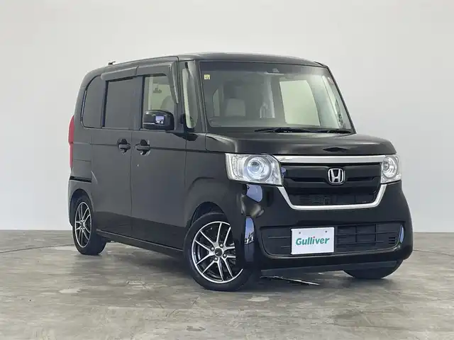 ホンダ Ｎ ＢＯＸ G L ターボ ホンダセンシング 群馬県 2018(平30)年 7.1万km クリスタルブラックパール 純正7インチナビ（VXM-195VFi）/AM/FM/CD/DVD/BT/ワンセグTV/バックカメラ/両側パワースライドドア/ビルトインETC/純正前後ドライブレコーダー/アダプティブクルーズコントロール/衝突軽減ブレーキ/路外逸脱抑制機能/ハイビームアシスト/LEDヘッドライト/パドルシフト/革巻きステアリング/ステアリングリモコン/スマートキー/プッシュスタート