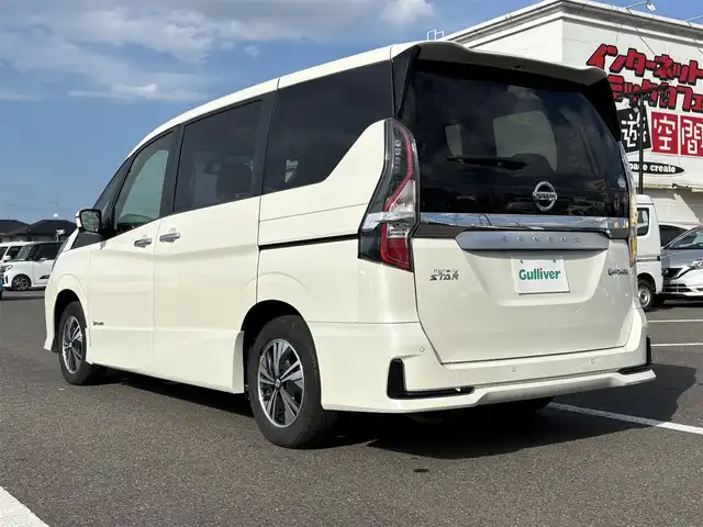 日産 セレナ e－パワー ハイウェイスター V 大分県 2022(令4)年 6.5万km ブリリアントホワイトパール ・純正ナビ(CD/DVD/SD/BT)/・アラウンドビューモニター/・プロパイロット/・エマージェンシーブレーキ/・ブラインドスポットモニター/・コーナーセンサー/・両側パワースライドドア/・ドライブレコーダー/・ETC/・デジタルインナーミラー/・ブレーキホールド/・ステアリングリモコン/・スマートキー/・プッシュスタート/・純正アルミホイール