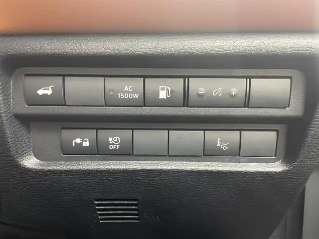 三菱 アウトランダー ＰＨＥＶ P 茨城県 2022(令4)年 3.8万km パールⅡ 純正12.3型ナビ/BOSEサウンド/全周囲カメラ/フルセグ/アクセサリーコンセント（AC100V、最大1500W）/衝突被害軽減ブレーキ/車線逸脱抑制装置/レーダークルーズコントロール/オートマチックハイビーム/クリアランスソナー/BSW/ETC2.0/ドラレコ/ワイヤレス充電/シートヒーター/ステアリングヒーター/純正20インチAW/LEDヘッドライト/スマートキー