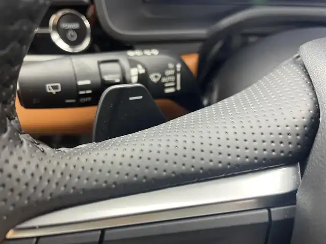 三菱 アウトランダー ＰＨＥＶ P 茨城県 2022(令4)年 3.8万km パールⅡ 純正12.3型ナビ/BOSEサウンド/全周囲カメラ/フルセグ/アクセサリーコンセント（AC100V、最大1500W）/衝突被害軽減ブレーキ/車線逸脱抑制装置/レーダークルーズコントロール/オートマチックハイビーム/クリアランスソナー/BSW/ETC2.0/ドラレコ/ワイヤレス充電/シートヒーター/ステアリングヒーター/純正20インチAW/LEDヘッドライト/スマートキー