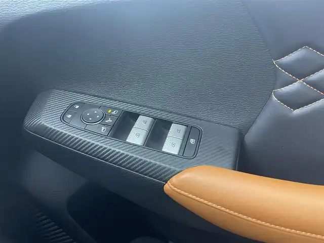 三菱 アウトランダー ＰＨＥＶ P 茨城県 2022(令4)年 3.8万km パールⅡ 純正12.3型ナビ/BOSEサウンド/全周囲カメラ/フルセグ/アクセサリーコンセント（AC100V、最大1500W）/衝突被害軽減ブレーキ/車線逸脱抑制装置/レーダークルーズコントロール/オートマチックハイビーム/クリアランスソナー/BSW/ETC2.0/ドラレコ/ワイヤレス充電/シートヒーター/ステアリングヒーター/純正20インチAW/LEDヘッドライト/スマートキー