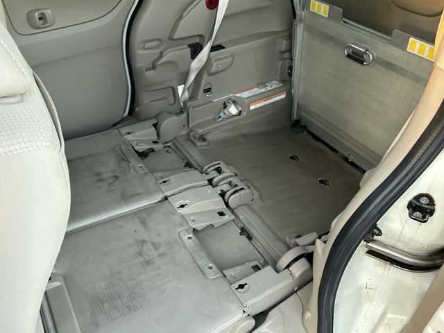 ホンダ Ｎ ＢＯＸ ＋ G 埼玉県 2017(平29)年 6.6万km 白 スロープ/電動ウィンチ/G　Ｎ－ＢＯＸ＋・車いす仕様車/ワンオーナー/プッシュスタート/メモリナビ　DVD再生有/バックカメラ/フルセグTV/ETC/両側スライドドア