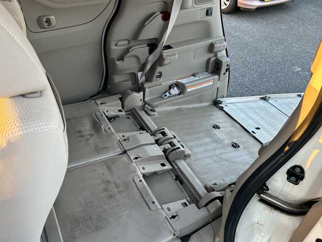 ホンダ Ｎ ＢＯＸ ＋ G 埼玉県 2017(平29)年 6.6万km 白 スロープ/電動ウィンチ/G　Ｎ－ＢＯＸ＋・車いす仕様車/ワンオーナー/プッシュスタート/メモリナビ　DVD再生有/バックカメラ/フルセグTV/ETC/両側スライドドア