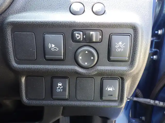 日産 ノート e－パワー X Bアロー 神奈川県 2019(平31)年 4.8万km シャイニングブルー/スーパーブラック 2トーン エマージェンシーブレーキ/インテリジェントクルーズコントロール/純正メモリーナビ/地デジTV/【DVD/CD再生機能　Bluetooth接続】/アラウンドビューモニター/インテリジェントルームミラー/ETC/LEDヘッドライト/ウインカーミラー/コーナーセンサー/純正15インチアルミホイル/インテリジェントキー