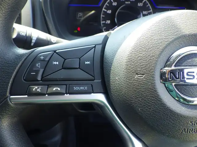 日産 ノート e－パワー X Bアロー 神奈川県 2019(平31)年 4.8万km シャイニングブルー/スーパーブラック 2トーン エマージェンシーブレーキ/インテリジェントクルーズコントロール/純正メモリーナビ/地デジTV/【DVD/CD再生機能　Bluetooth接続】/アラウンドビューモニター/インテリジェントルームミラー/ETC/LEDヘッドライト/ウインカーミラー/コーナーセンサー/純正15インチアルミホイル/インテリジェントキー