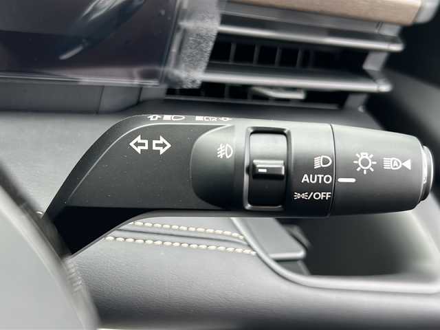 日産 セレナ e－パワー ハイウェイスター V 岐阜県 2025(令7)年 0.1千km プリズムホワイト 登録時走行距離7km/純正ディスプレイオーディオ/全方位カメラ/後席モニター/デジタルインナーミラー/フルセグＴＶ/バックカメラ/両側パワースライドドア/禁煙車/置くだけ充電/クルーズコントロール/レーンキープアシスト/ＥＴＣ/前後コーナーセンサー/LEDヘッドライト/オートライト/オートマチックハイビーム/ABS/横滑り防止装置/エアバッグ