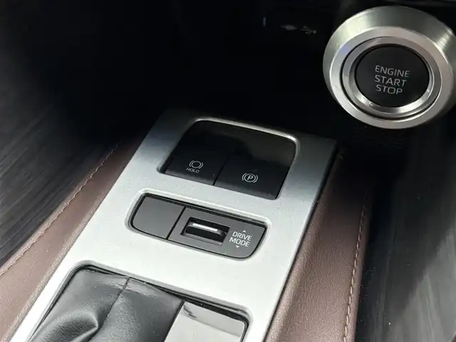 トヨタ ハリアー G 大分県 2020(令2)年 7.4万km ブラック ・純正ナビ(USB/AUX/BT/Miracast)/・フルセグテレビ/・バックモニター/・モデリスタエアロ/・プリクラッシュセーフティ/・コーナーセンサー/・ETC2.0/・ドライブレコーダー/・デジタルインナーミラー/・オートハイビーム/・運転席パワーシート/・ブレーキホールド/・MTモード付きAT/・電動リアゲート/・スマートキー