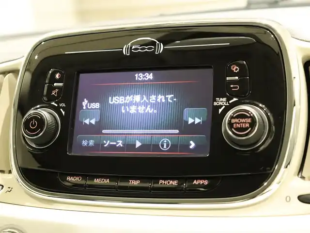 フィアット ５００ ツインエア ポップ 静岡県 2016(平28)年 4.7万km 白 純正オーディオ　/Ｂｌｕｅｔｏｏｔｈ　/社外１４ＡＷ（ＣＲＡＺＹ・ＫＥＮ，Ｓ・ＣＡＲ・ＣＬＵＢ）　/ＥＴＣ　/革調シートカバー　/社外シフトレバー　/リモコンキー　/純正フロアマット /ハロゲンライト