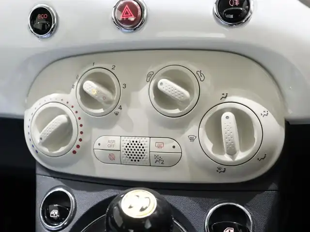 フィアット ５００ ツインエア ポップ 静岡県 2016(平28)年 4.7万km 白 純正オーディオ　/Ｂｌｕｅｔｏｏｔｈ　/社外１４ＡＷ（ＣＲＡＺＹ・ＫＥＮ，Ｓ・ＣＡＲ・ＣＬＵＢ）　/ＥＴＣ　/革調シートカバー　/社外シフトレバー　/リモコンキー　/純正フロアマット /ハロゲンライト