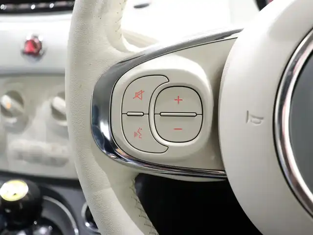 フィアット ５００ ツインエア ポップ 静岡県 2016(平28)年 4.7万km 白 純正オーディオ　/Ｂｌｕｅｔｏｏｔｈ　/社外１４ＡＷ（ＣＲＡＺＹ・ＫＥＮ，Ｓ・ＣＡＲ・ＣＬＵＢ）　/ＥＴＣ　/革調シートカバー　/社外シフトレバー　/リモコンキー　/純正フロアマット /ハロゲンライト