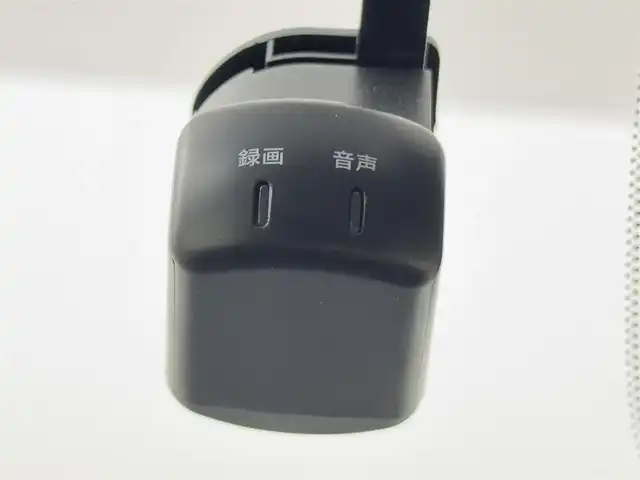日産 セレナ e－パワー ハイウェイスター V 福岡県 2021(令3)年 5.6万km ダイヤモンドブラック 純正１０型ナビ　/全方位カメラ　/プロパイロット　/コーナーセンサー　/エマージェンシーブレーキ　/レーンキープ　/ＢＳＭ　/両側電動スライドドア　/デジタルインナーミラー　/ＥＴＣ　/ドラレコ　/純正１６インチＡＷ