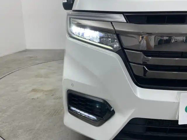 ホンダ ステップワゴン スパーダ ハイブリッドG EX HセンシングBスタイ 神奈川県 2019(平31)年 4.2万km プラチナホワイトパール ホンダセンシング/リアコーナーセンサー/純正９インチナビ/CD/DVD/SD/Bluetooth/フルセグTV/バックカメラ/純正１１．６型フリップダウンモニター/アダプティブクルーズコントロール/DN席シートヒーター/両側パワースライドドア/ステアリングリモコン/オートライト/LEDヘッドライト/LEDフォグライト/電動格納ミラー/ウィンカーミラー/純正AW/ETC/純正ドライブレコーダー（F）/社外ドライブレコーダー（R）/革巻きステアリング/ハーフレザーシート/純正フロアマット/プッシュスタート/スマートキー