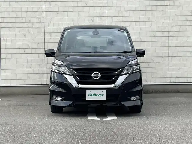 日産 セレナ ハイウェイスター 福岡県 2017(平29)年 7.6万km ダイヤモンドブラック 純正9型SDナビ(フルセグTV/CD/DVD/BT)アラウンドビューフリップダウンモニタープロパイロットコーナーセンサー両側パワスラETCデジタルインナーミラーUSB純正フロアマット純正LED純正アルミホイールスマートキープッシュスタート